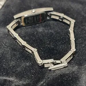 Gucci | Accessories | Gucci Watch 390l Star Burst Euc | Poshmark display picture 1
